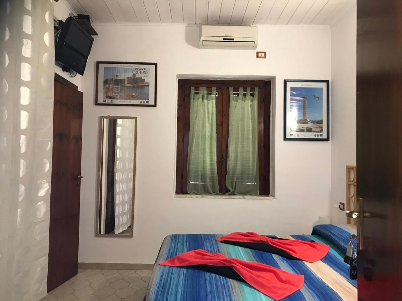 Casa Elvira Bed & Breakfast Isola Di Capo Rizzuto Exterior photo